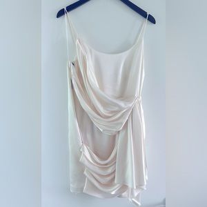 Alice + Olivia Svetlana Asymmetric
Drape Cocktail Dress
